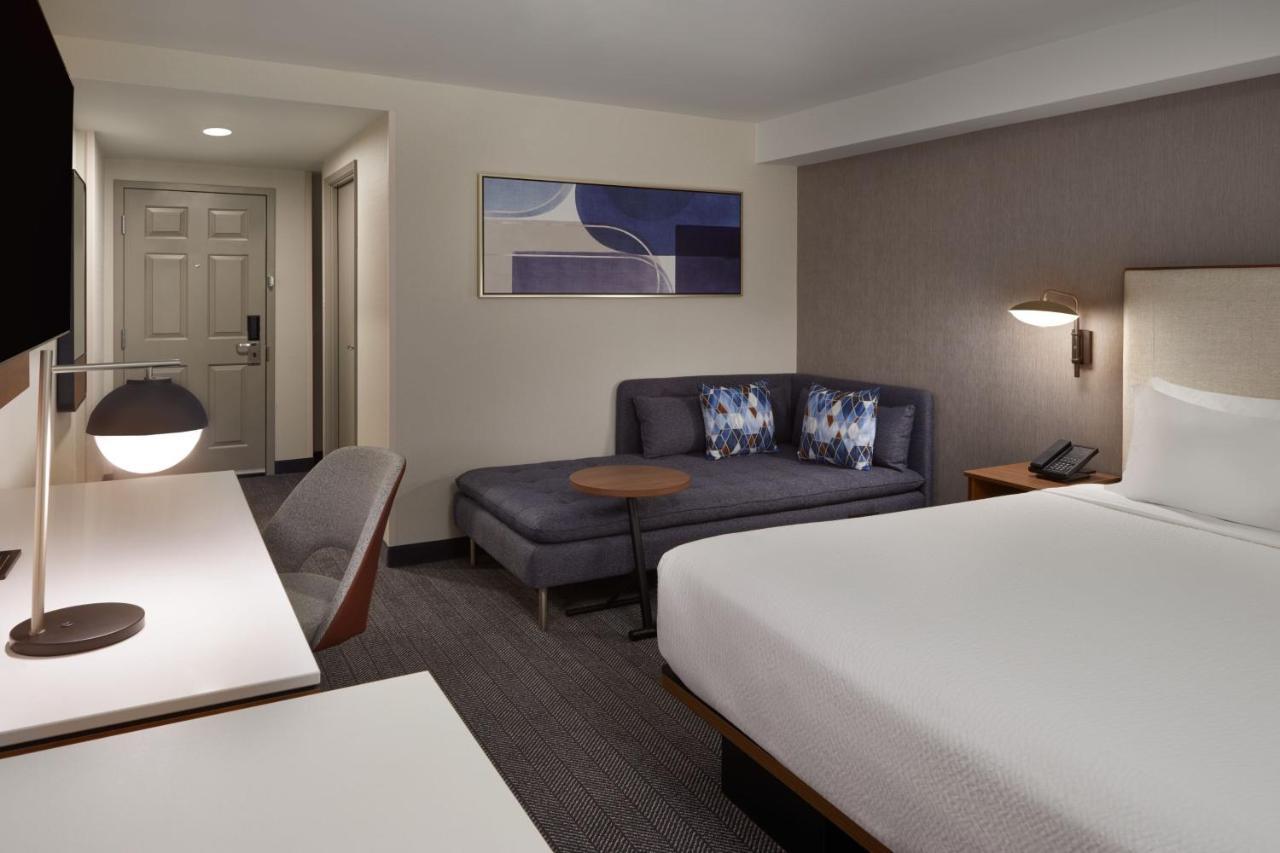 Courtyard By Marriott Kitchener Hotell Eksteriør bilde
