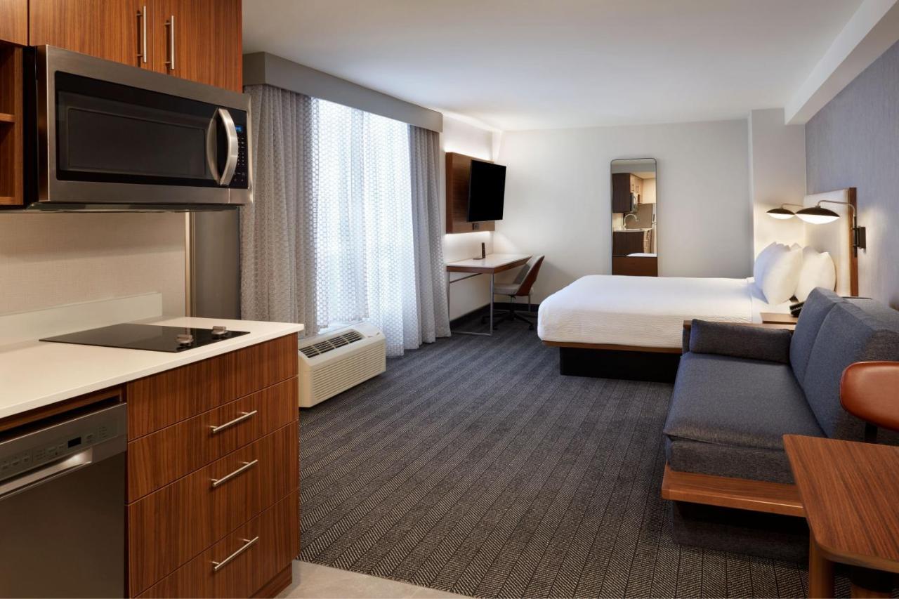 Courtyard By Marriott Kitchener Hotell Eksteriør bilde