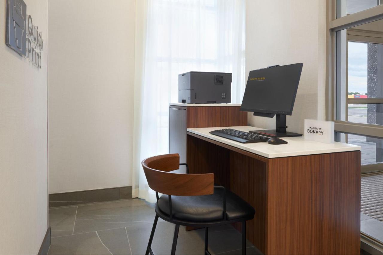 Courtyard By Marriott Kitchener Hotell Eksteriør bilde