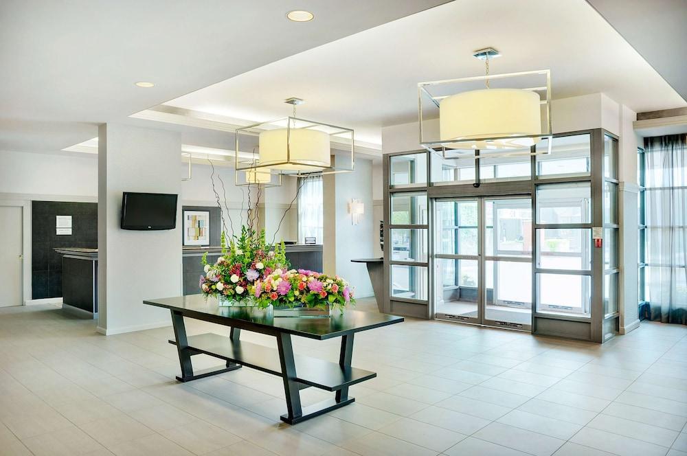 Courtyard By Marriott Kitchener Hotell Eksteriør bilde
