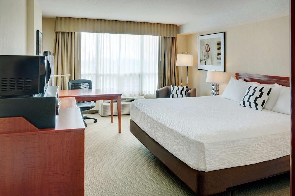 Courtyard By Marriott Kitchener Hotell Eksteriør bilde