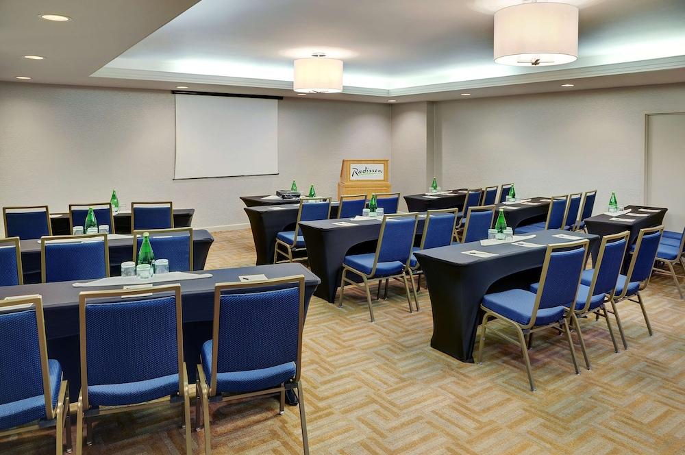 Courtyard By Marriott Kitchener Hotell Eksteriør bilde