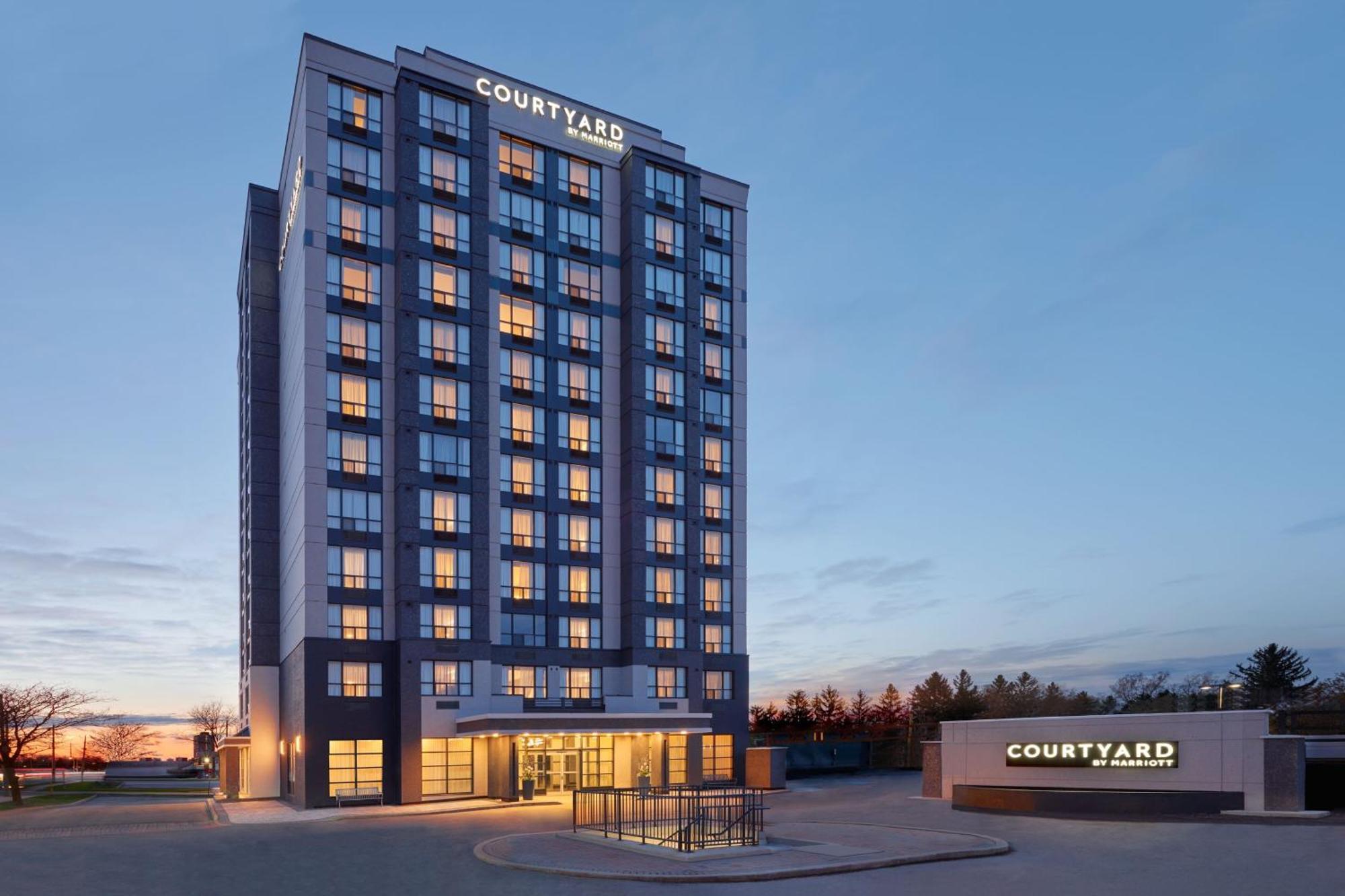 Courtyard By Marriott Kitchener Hotell Eksteriør bilde